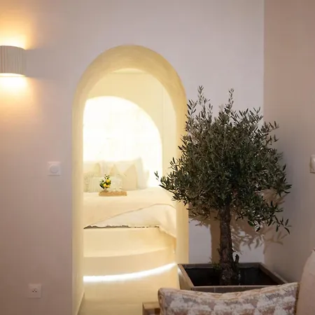 La Grecque Apartment